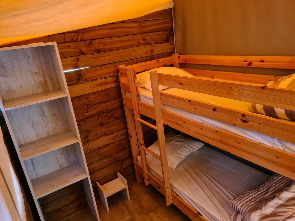 Resort & Camping - Val De Braye Besse-sur-Braye Bagian luar foto